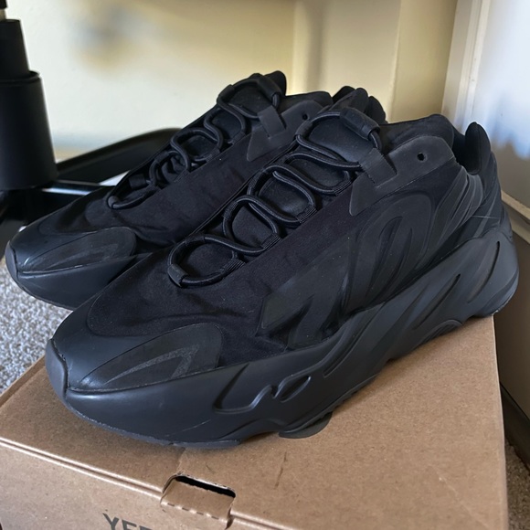 Yeezy 700 “Triple Black”